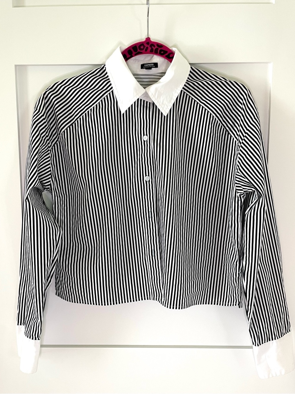 Express Black and White Cropped Striped Collared Button-Up Top